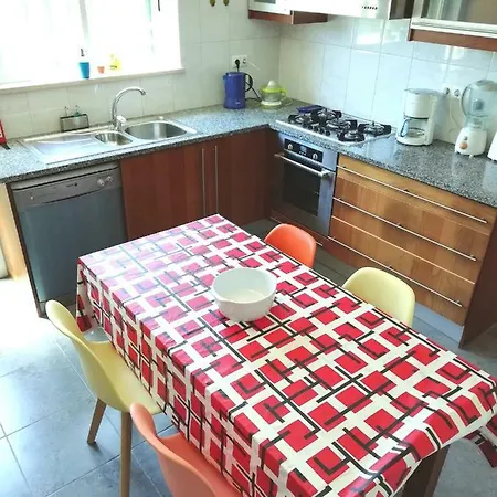 Casa Luminosa Konukevi